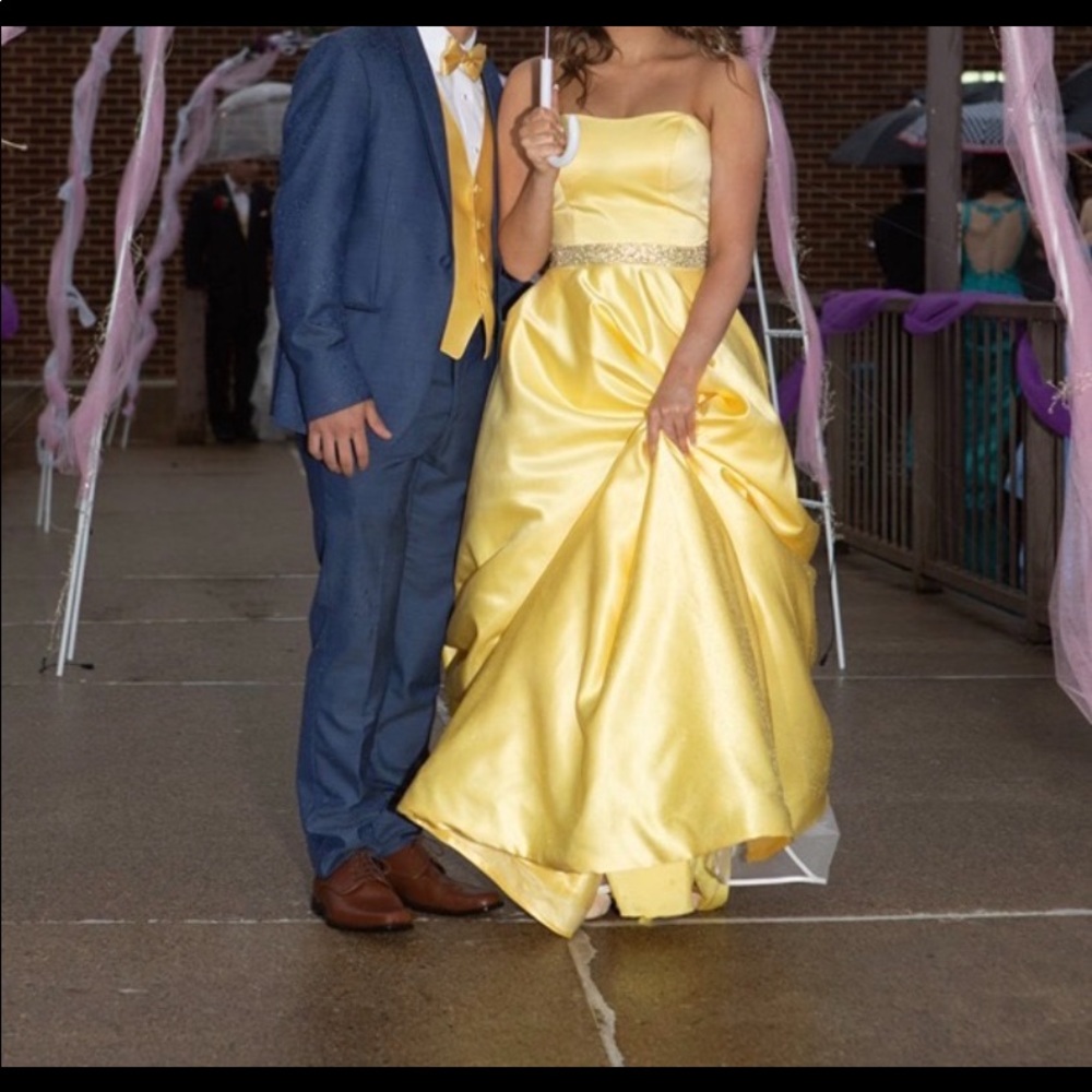 Sherri Hill Prom Dress